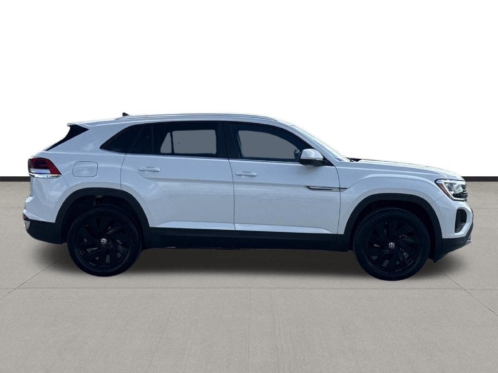 2026 Volkswagen Atlas Cross Sport SE w/Technology