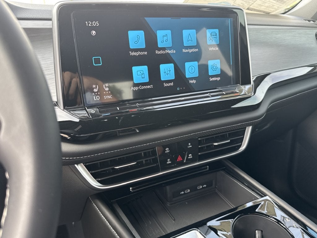 2026 Volkswagen Atlas Cross Sport SE w/Technology