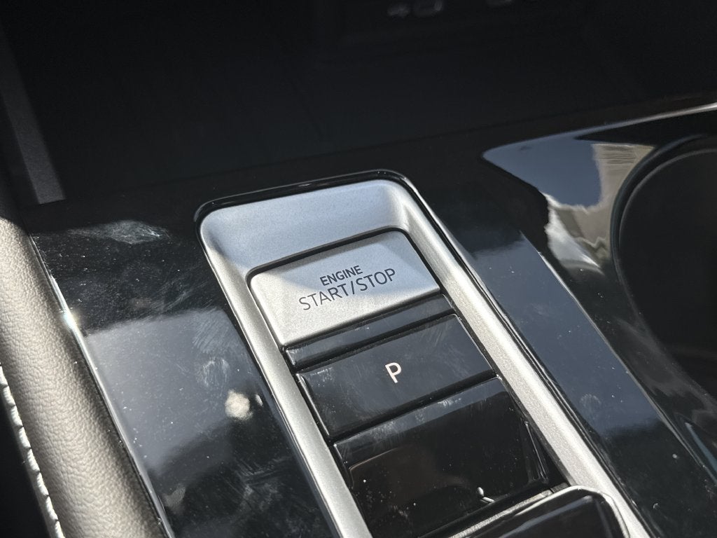 2026 Volkswagen Atlas Cross Sport SE w/Technology