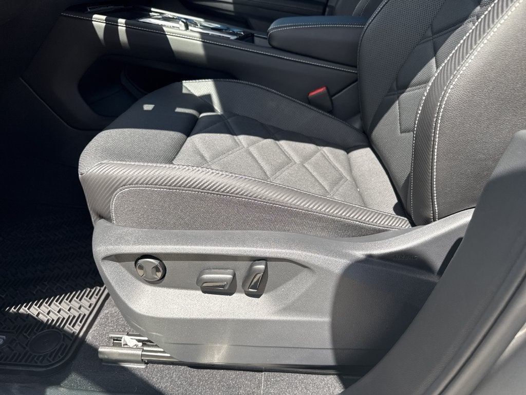 2026 Volkswagen Atlas Cross Sport SE w/Technology