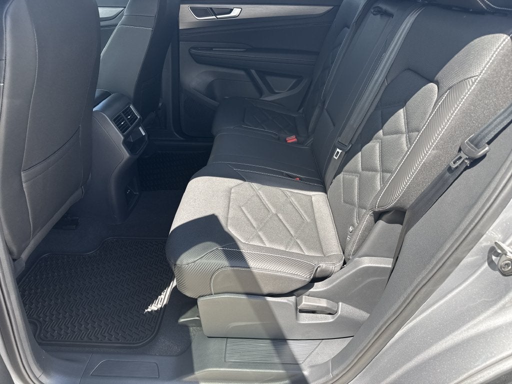 2026 Volkswagen Atlas Cross Sport SE w/Technology