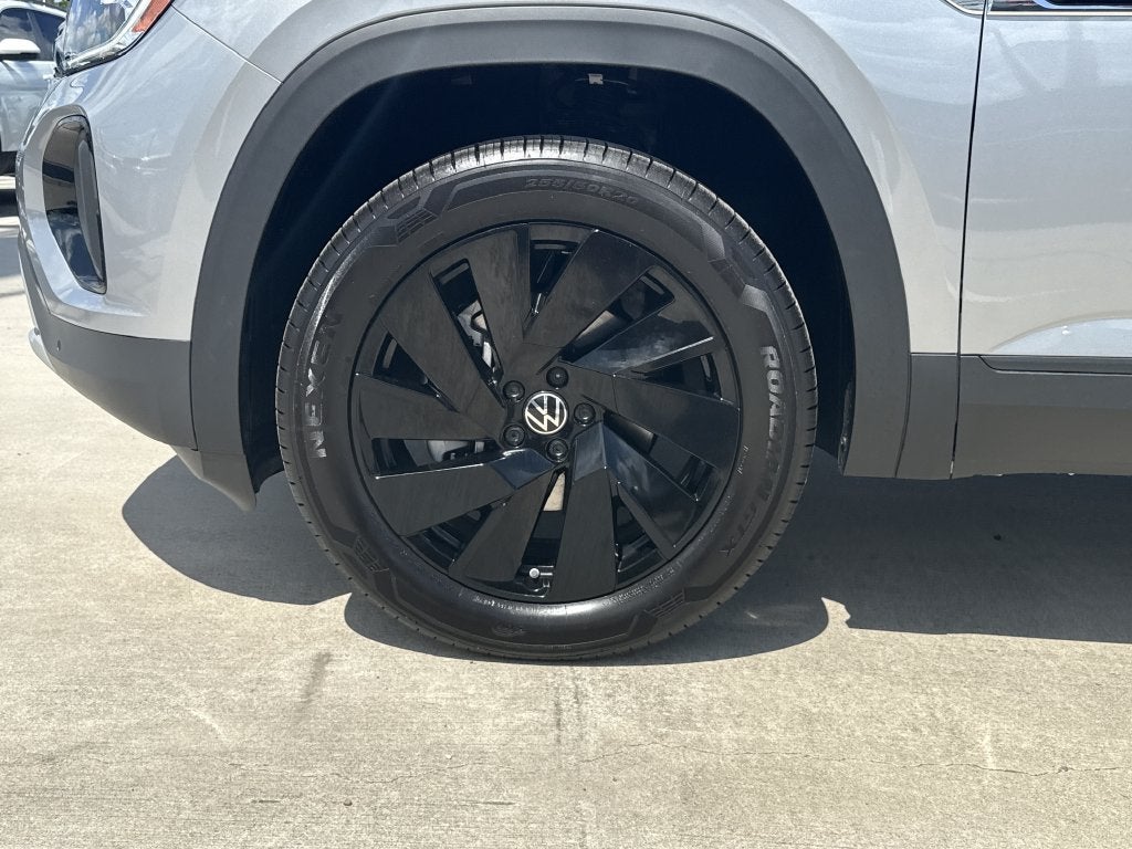 2026 Volkswagen Atlas Cross Sport SE w/Technology