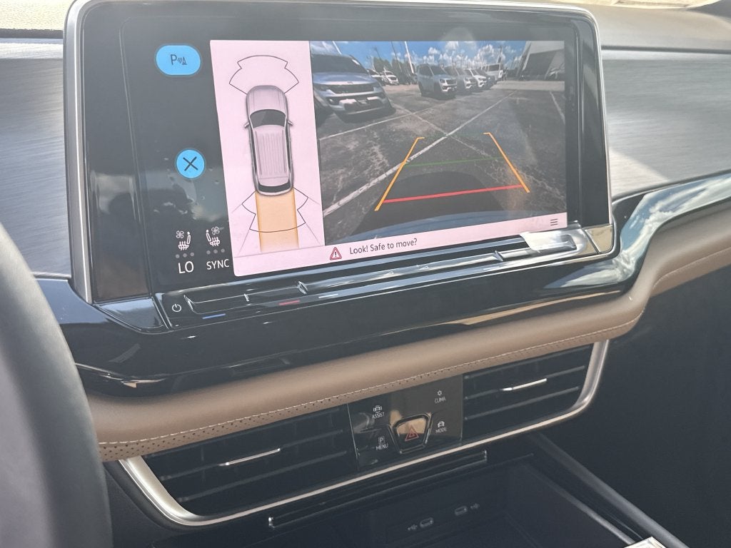2026 Volkswagen Atlas Cross Sport SE w/Technology