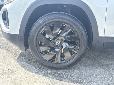 2026 Volkswagen Atlas Cross Sport SE w/Technology