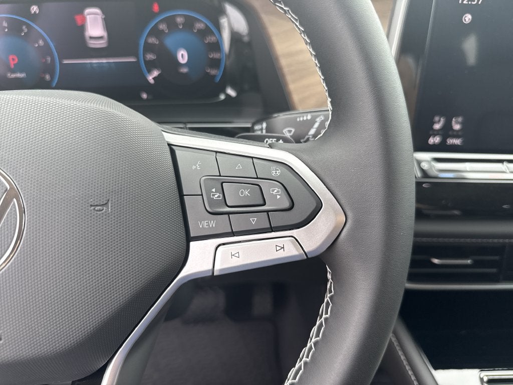 2026 Volkswagen Atlas SE w/Technology