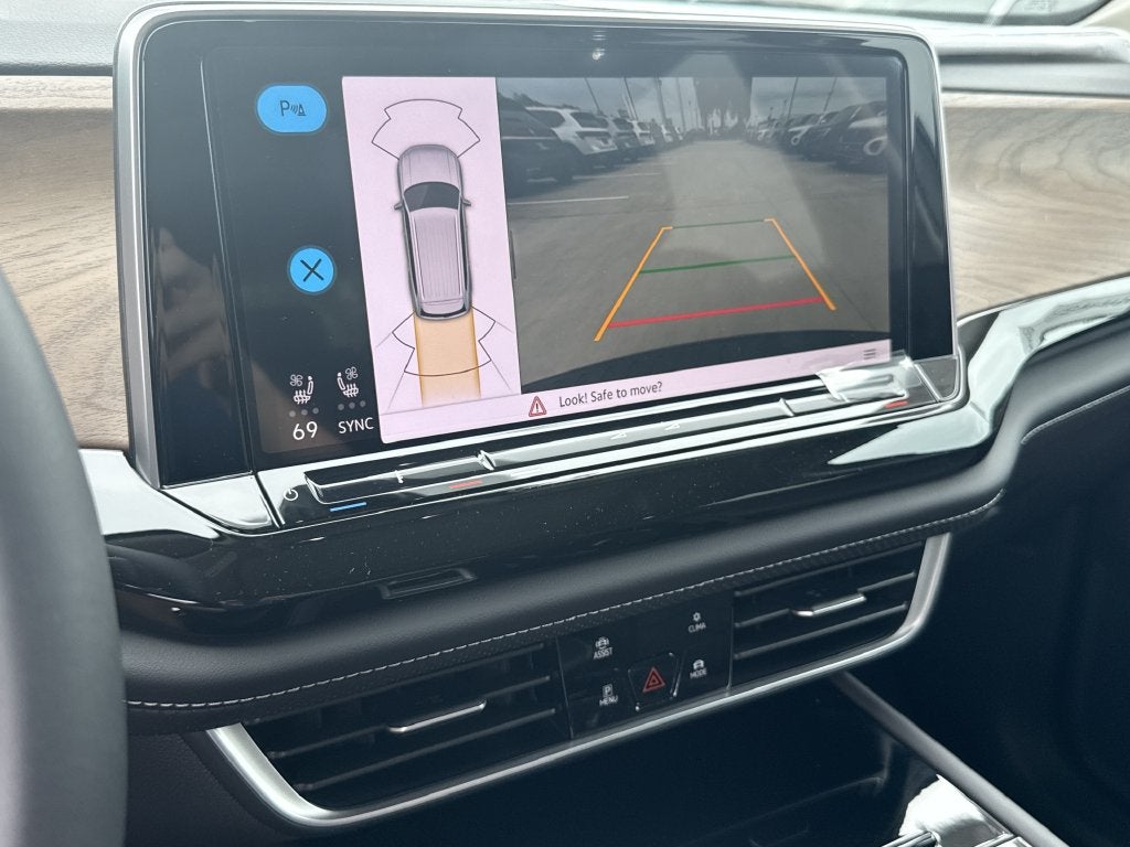 2026 Volkswagen Atlas SE w/Technology