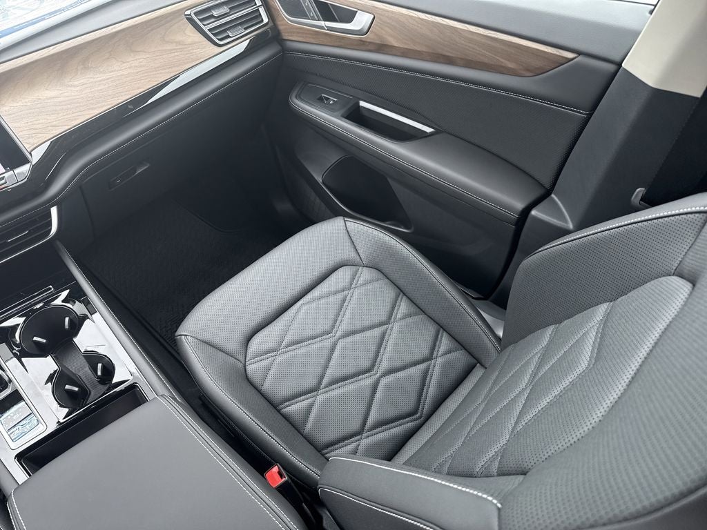 2026 Volkswagen Atlas SE w/Technology