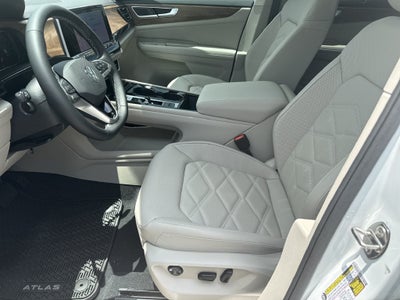 2026 Volkswagen Atlas SE w/Technology