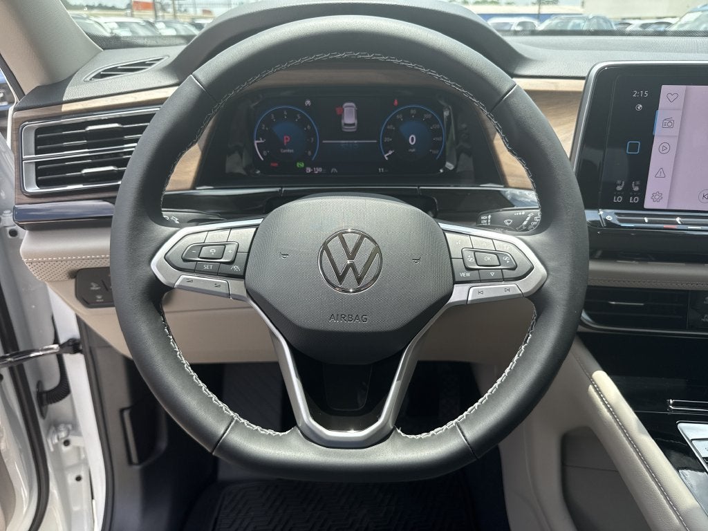 2026 Volkswagen Atlas SE w/Technology