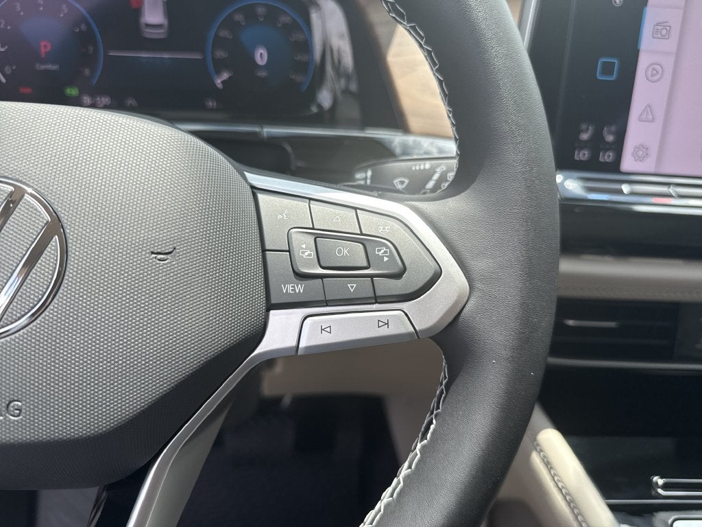2026 Volkswagen Atlas SE w/Technology