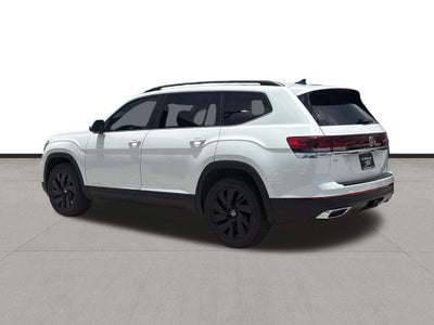 2026 Volkswagen Atlas SE w/Technology