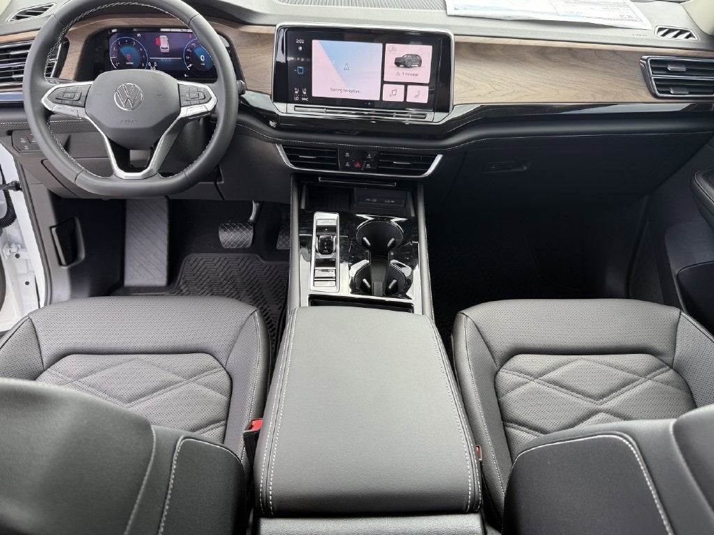 2026 Volkswagen Atlas SE w/Technology