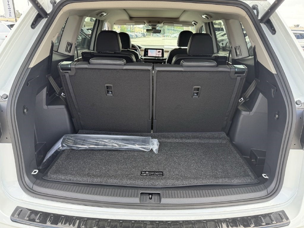 2026 Volkswagen Atlas SE w/Technology