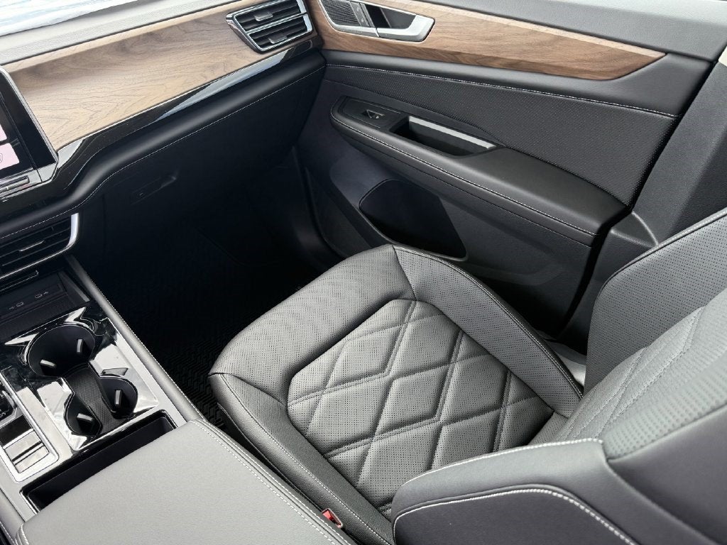 2026 Volkswagen Atlas SE w/Technology