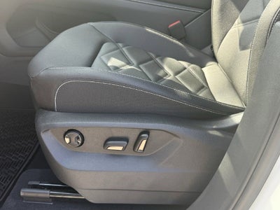 2026 Volkswagen Atlas SE w/Technology