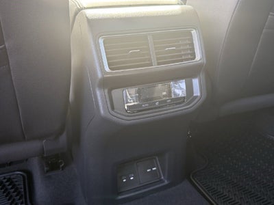 2026 Volkswagen Atlas SE w/Technology