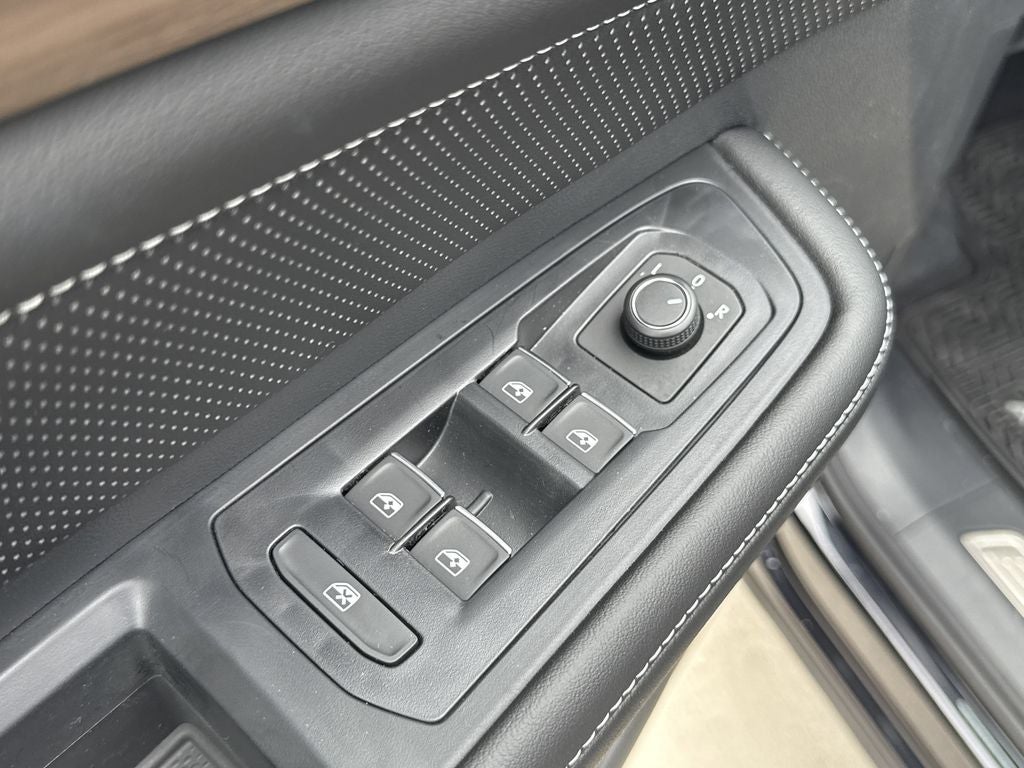 2026 Volkswagen Atlas SE w/Technology