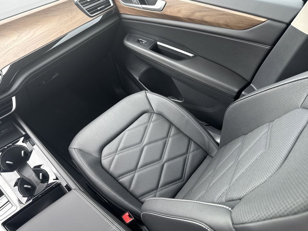 2026 Volkswagen Atlas SE w/Technology