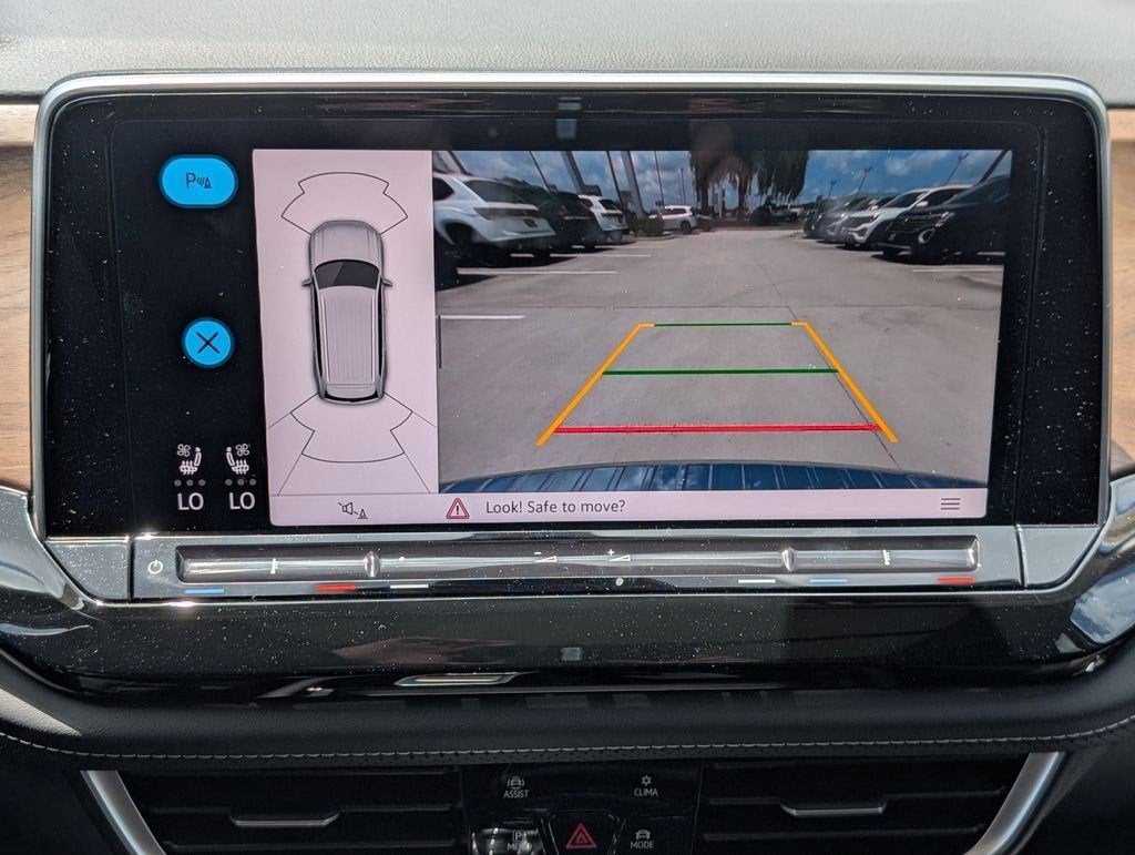 2026 Volkswagen Atlas SE w/Technology