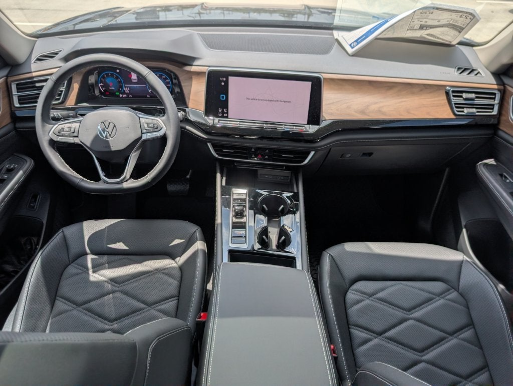 2026 Volkswagen Atlas SE w/Technology