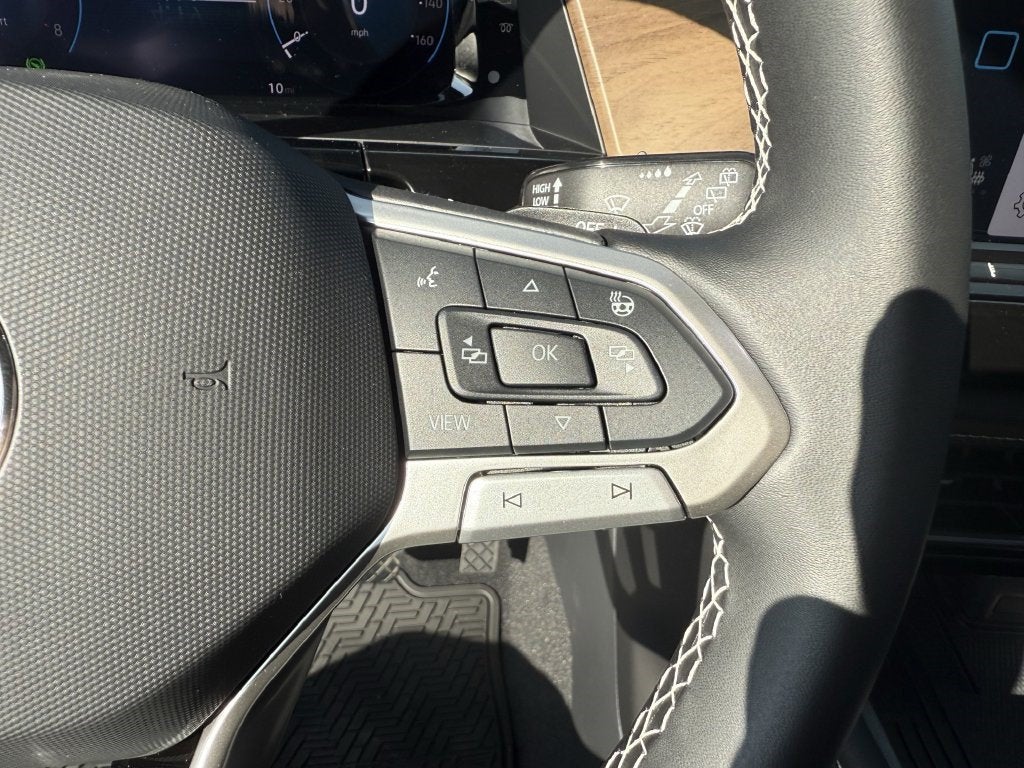 2026 Volkswagen Atlas SE w/Technology