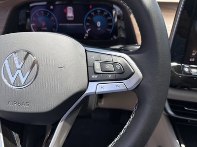 2026 Volkswagen Atlas SE w/Technology