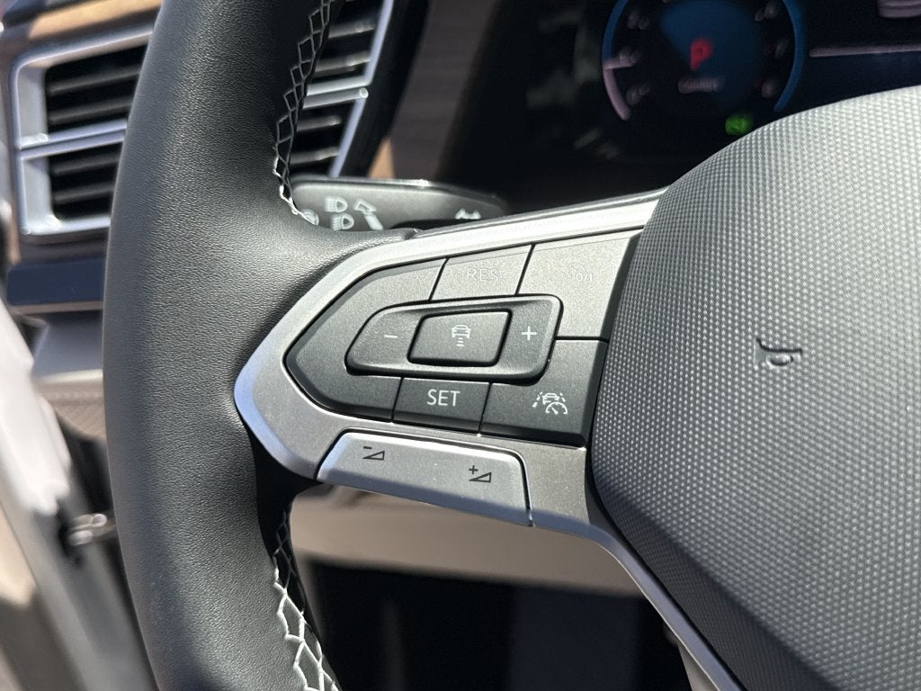 2026 Volkswagen Atlas SE w/Technology