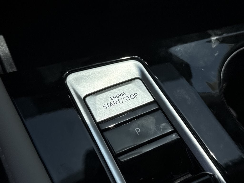 2026 Volkswagen Atlas SE w/Technology