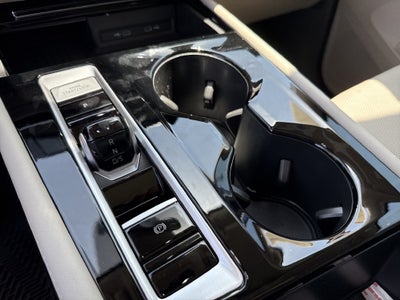 2026 Volkswagen Atlas SE w/Technology