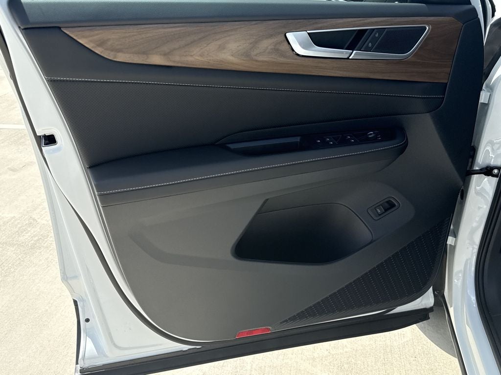 2026 Volkswagen Atlas SE w/Technology