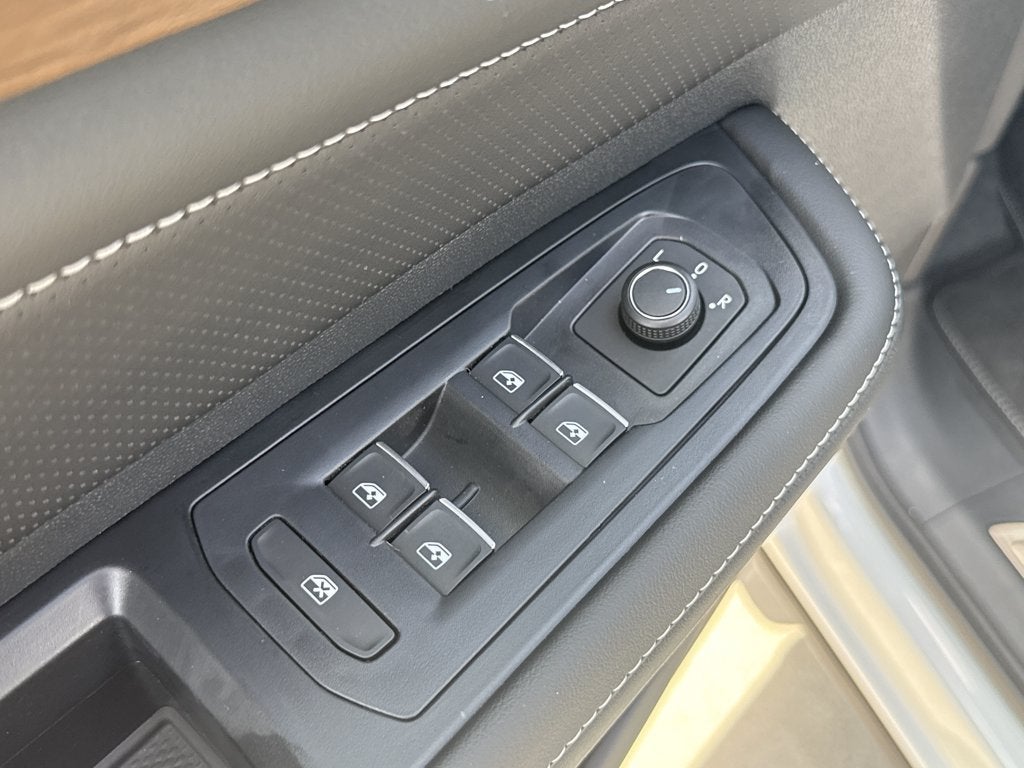 2026 Volkswagen Atlas SE w/Technology