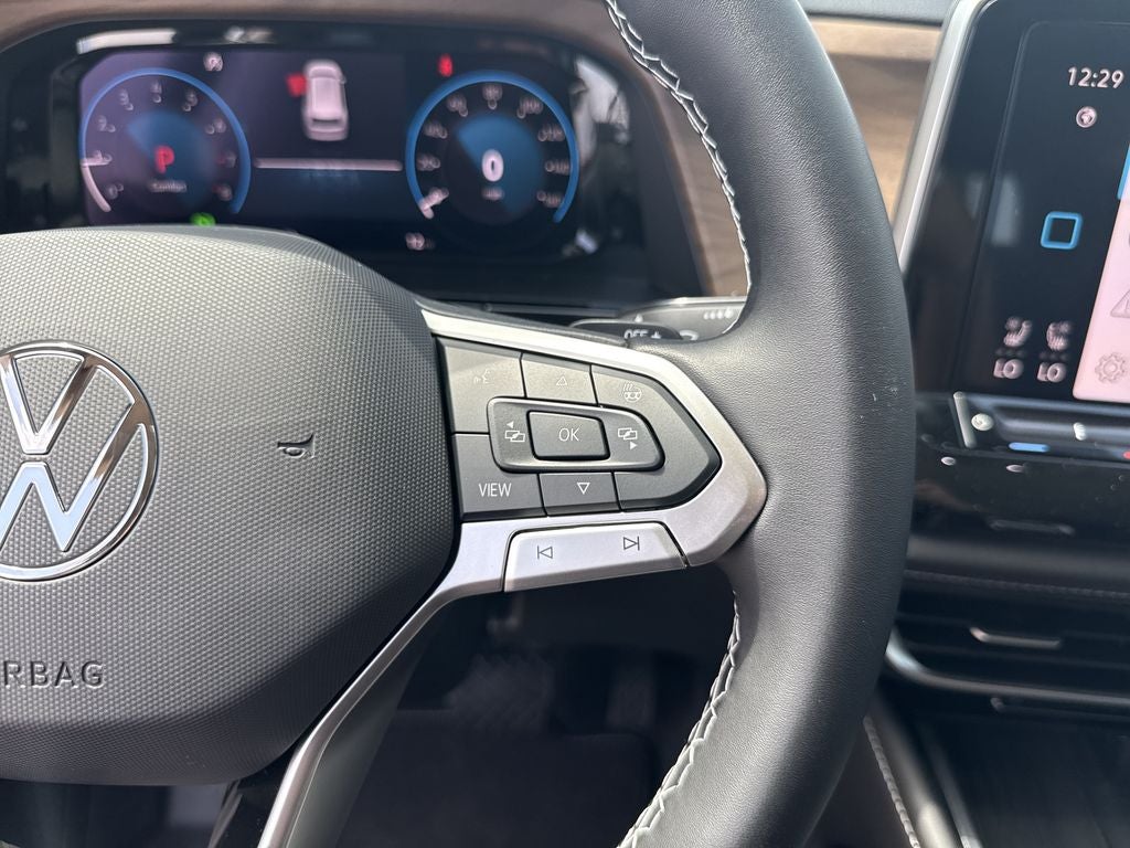 2026 Volkswagen Atlas SE w/Technology