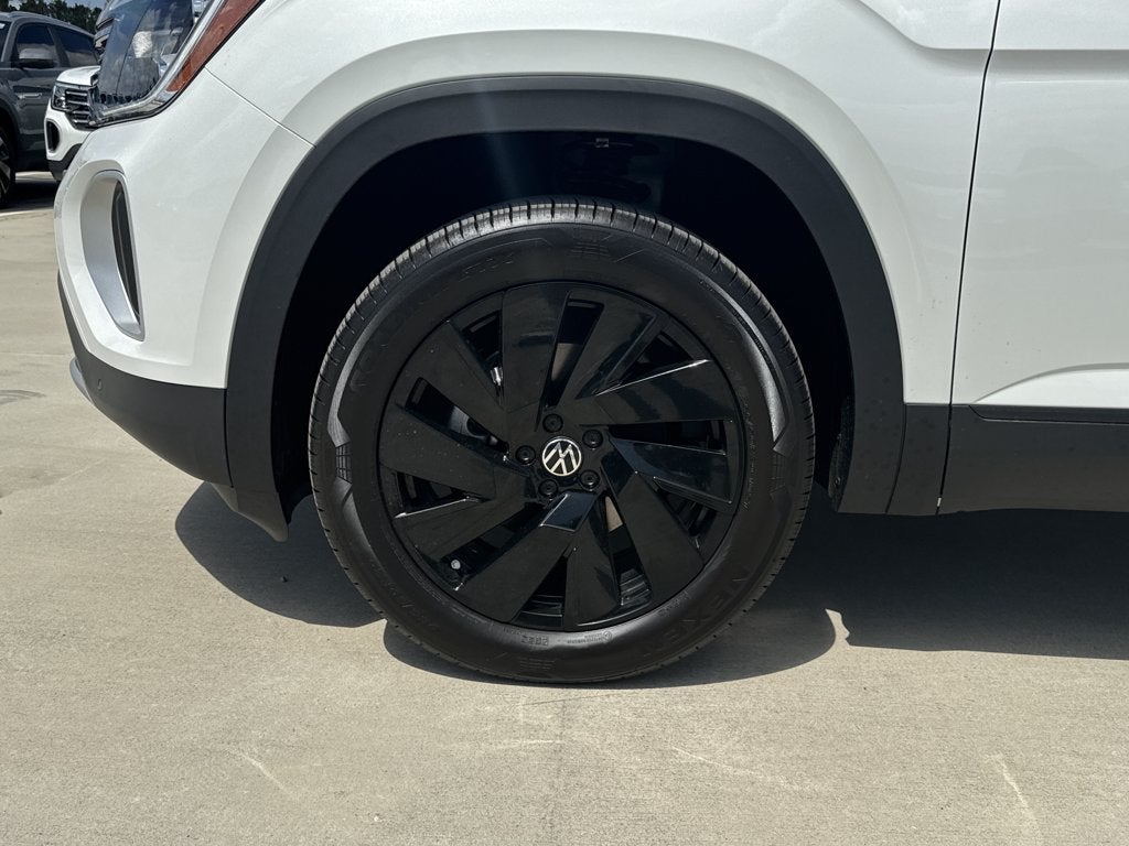 2026 Volkswagen Atlas SE w/Technology