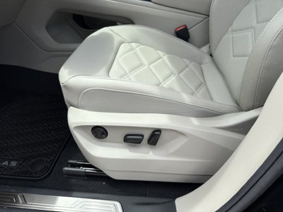 2026 Volkswagen Atlas SE w/Technology