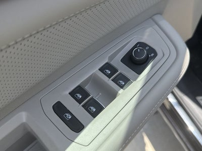 2026 Volkswagen Atlas SE w/Technology