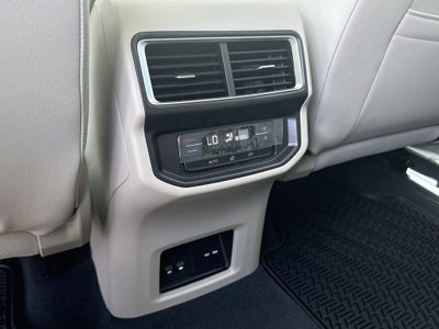 2026 Volkswagen Atlas SE w/Technology