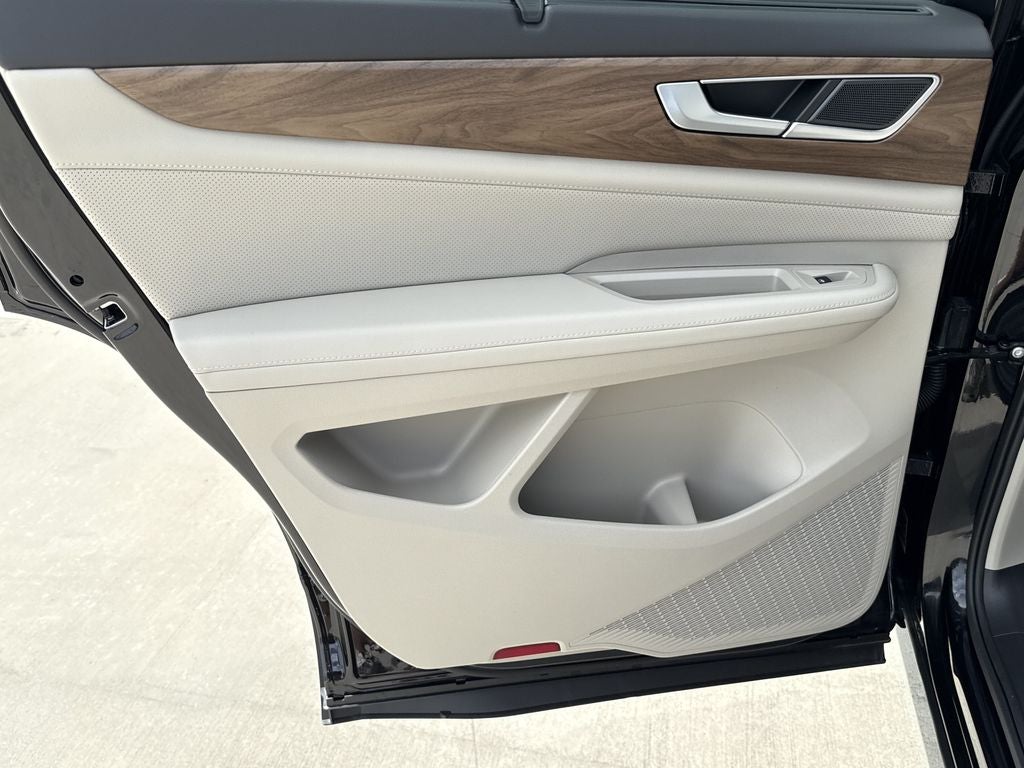 2026 Volkswagen Atlas SE w/Technology