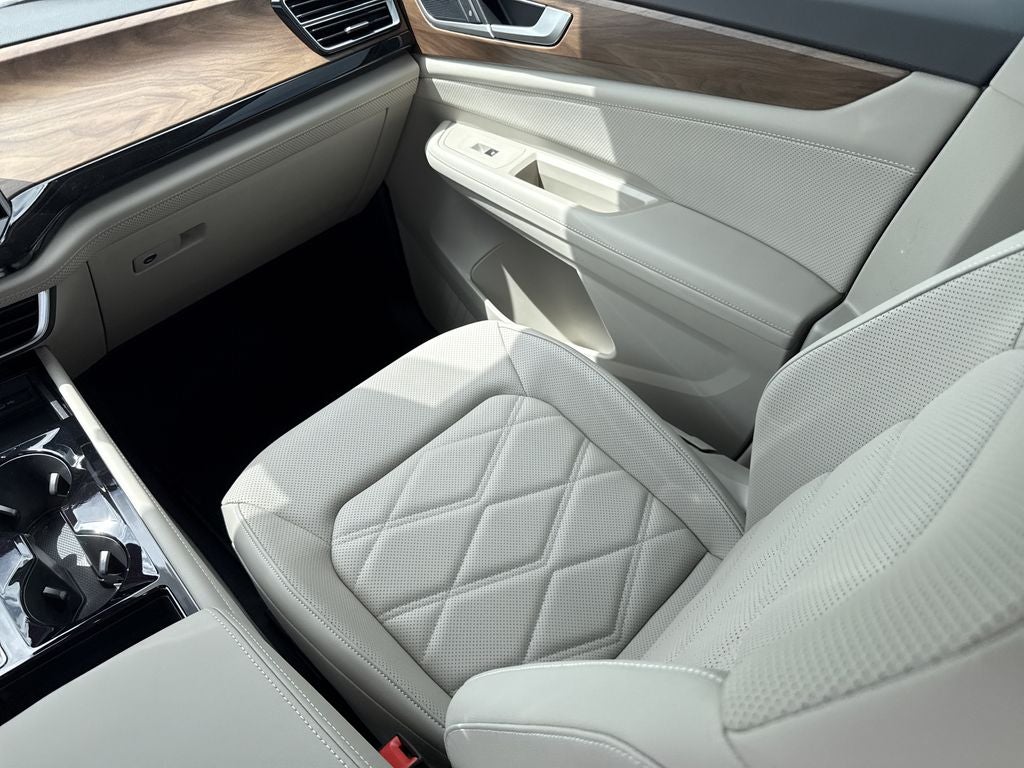 2026 Volkswagen Atlas SE w/Technology