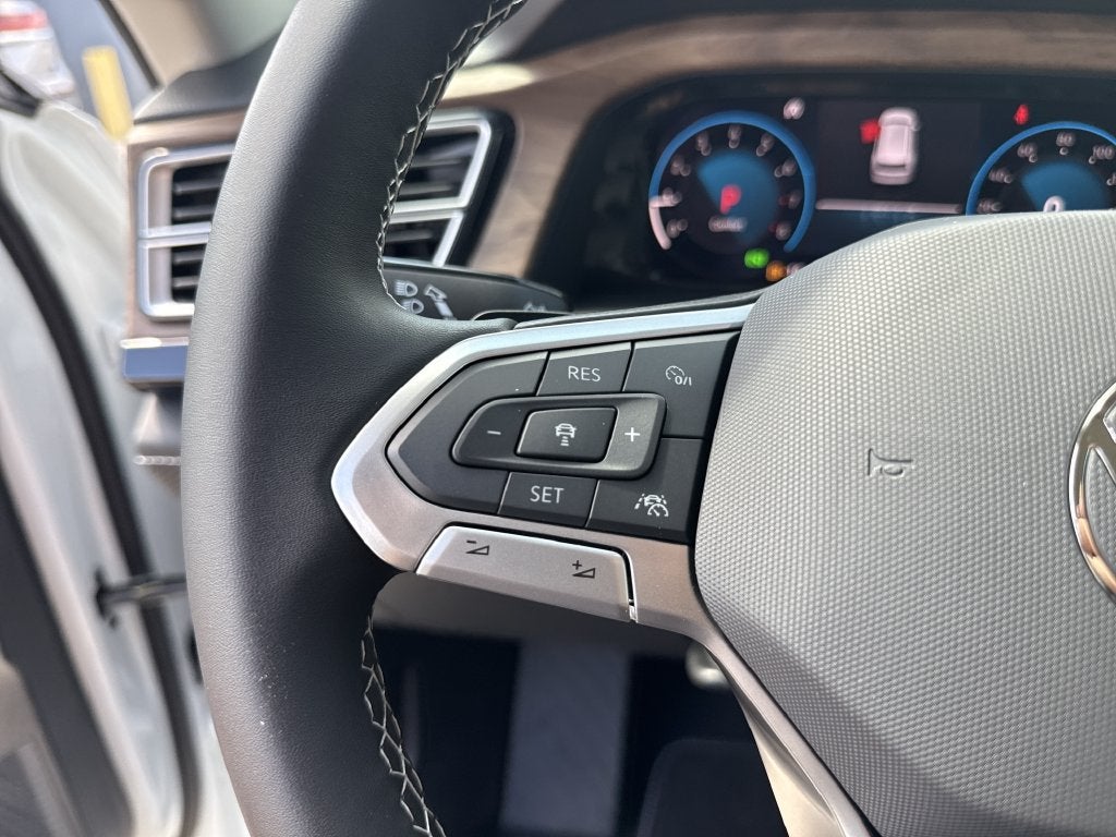 2026 Volkswagen Atlas SE w/Technology