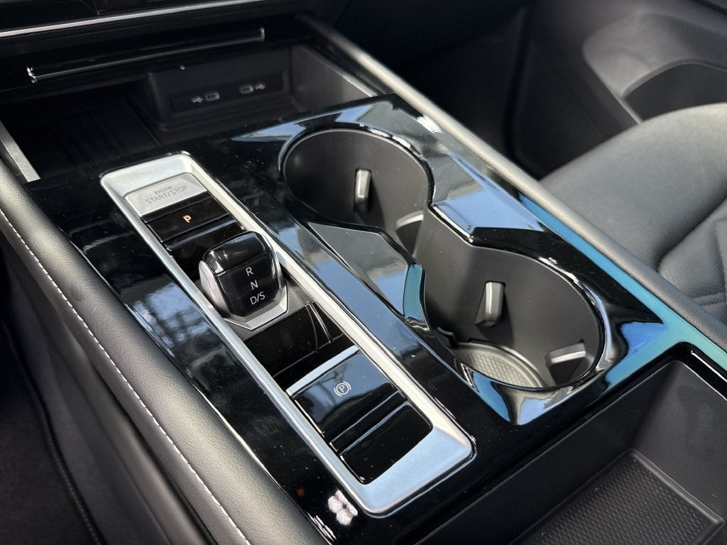 2026 Volkswagen Atlas SE w/Technology
