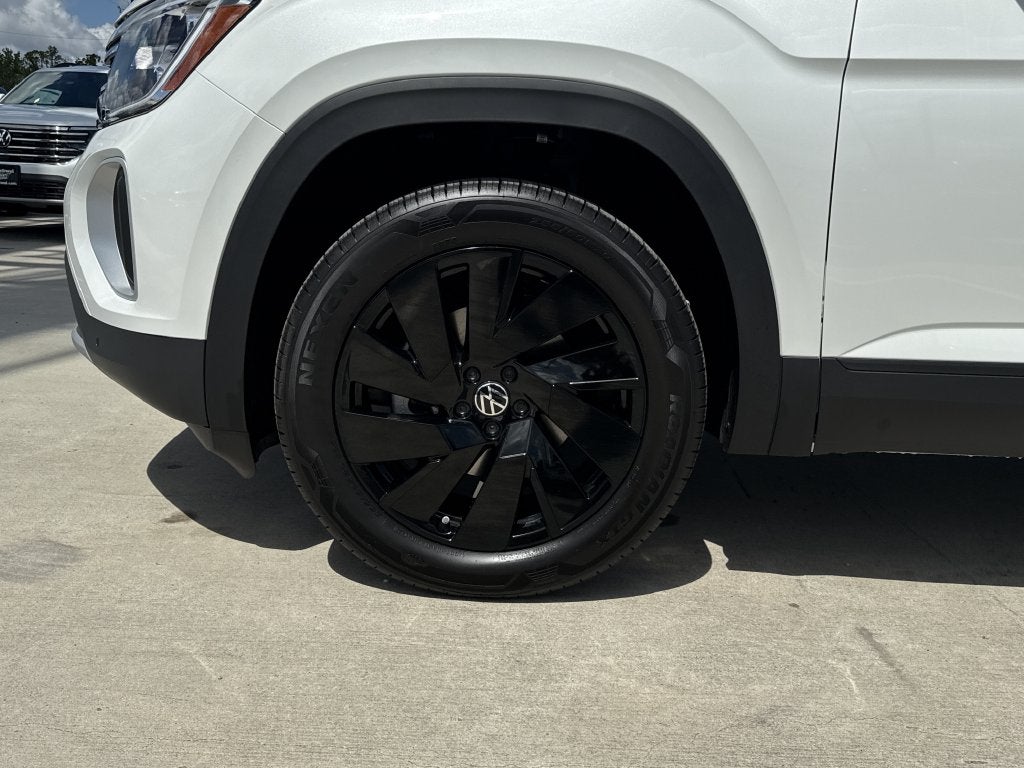 2026 Volkswagen Atlas SE w/Technology