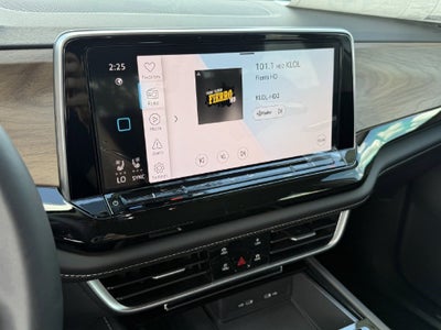 2026 Volkswagen Atlas SE w/Technology