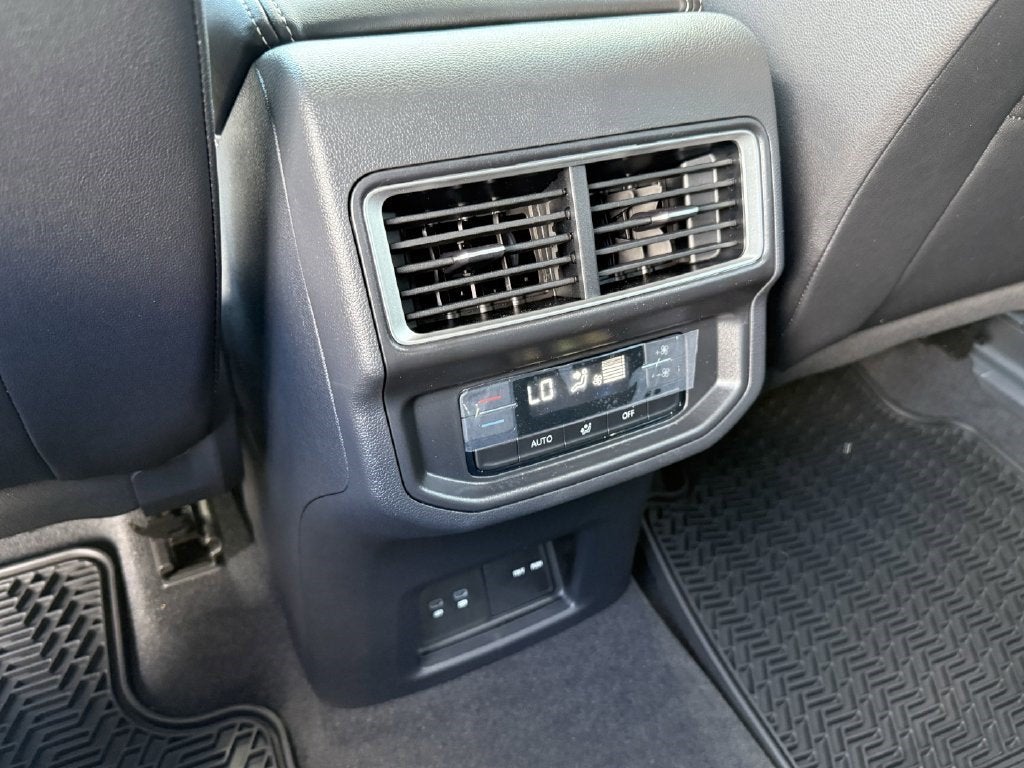2026 Volkswagen Atlas SE w/Technology
