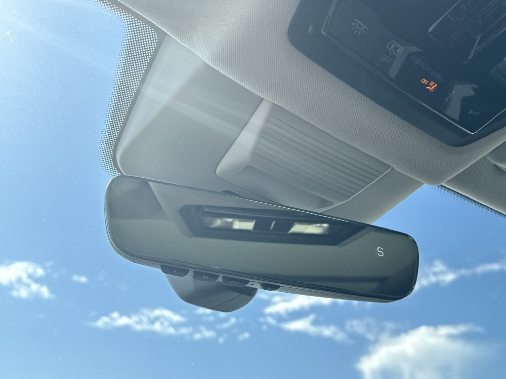 2027 Volkswagen Atlas SE w/Technology