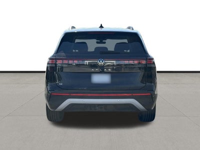 2027 Volkswagen Atlas SE w/Technology