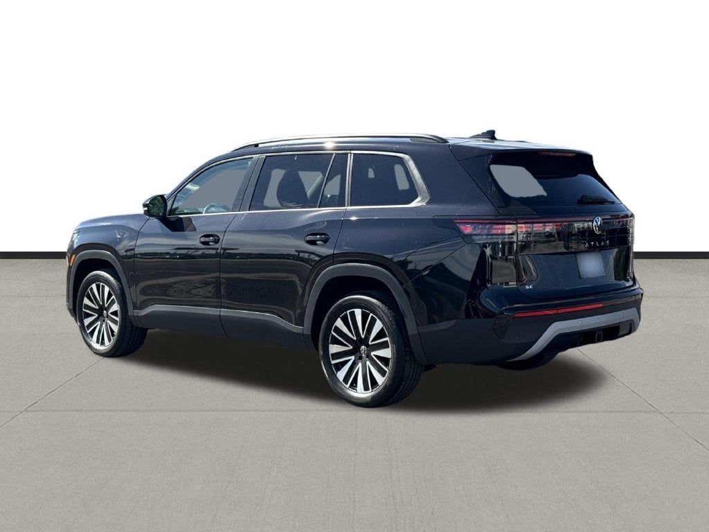 2027 Volkswagen Atlas SE w/Technology