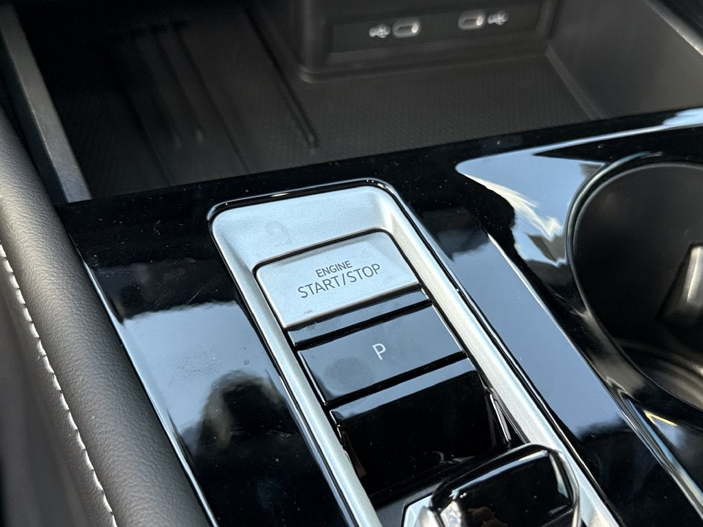 2026 Volkswagen Atlas Cross Sport SE w/Technology