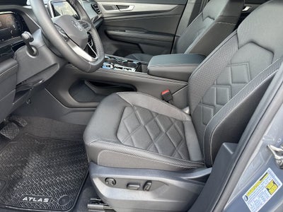 2026 Volkswagen Atlas Cross Sport SE w/Technology