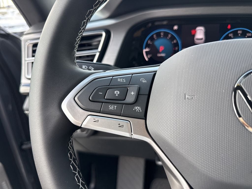 2026 Volkswagen Atlas Cross Sport SE w/Technology