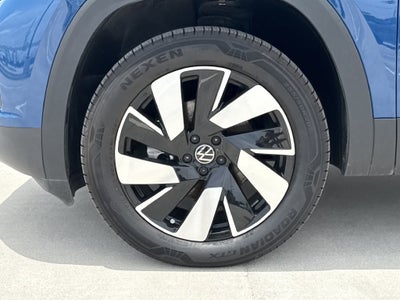 2026 Volkswagen Atlas Cross Sport SE w/Technology